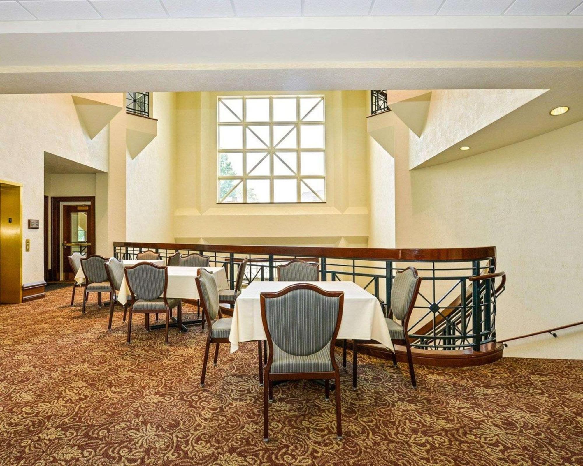 Kress Inn, Ascend Hotel Collection De Pere Exterior photo